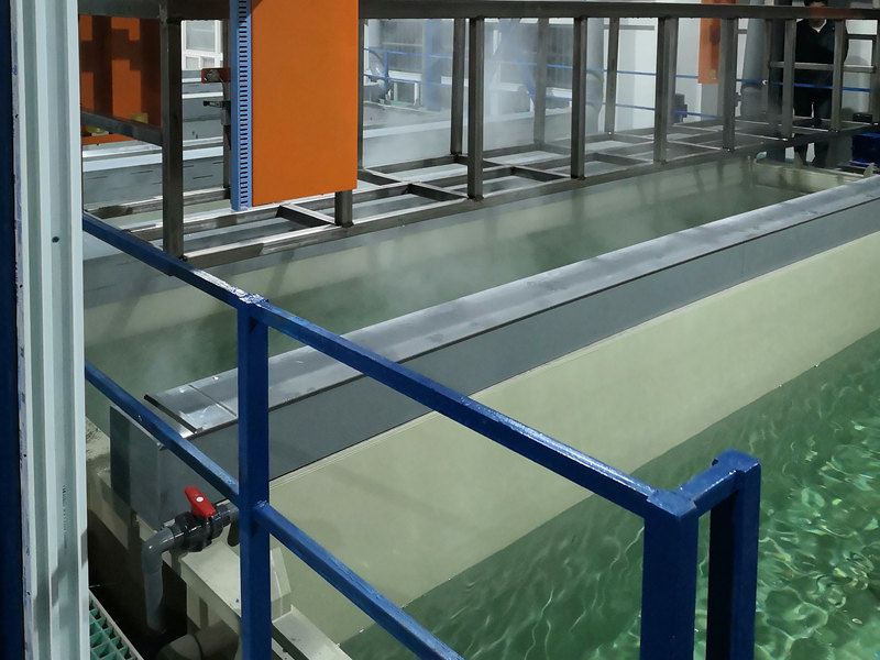 陽極氧化生產(chǎn)線